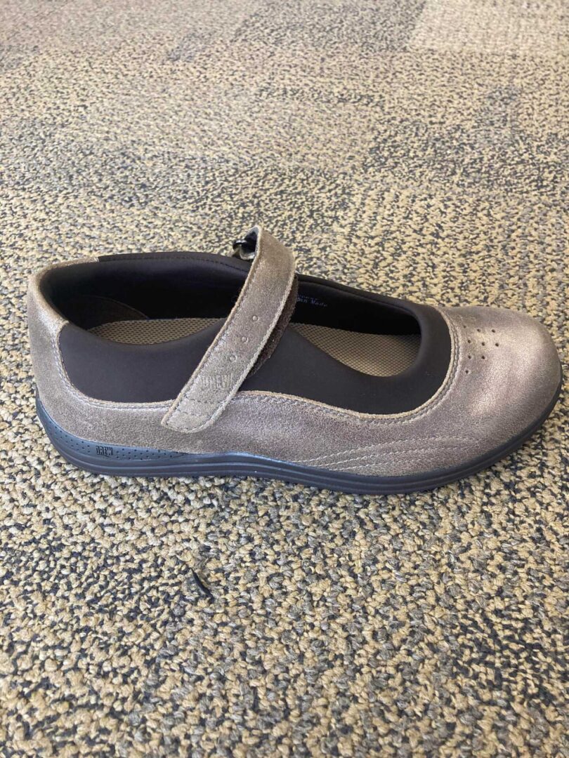 Women's Footwear Niagara Foot Care Clinic and Orthotic Centre